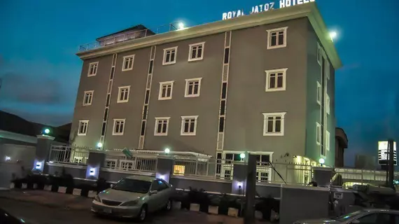 Royal Jatoz | Lagos (ve civarı) - Lagos - Ejigbo - Oshodi-Isolo