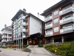 Hotel Cercano | South Region - Rio Grande Do Sul (eyalet) - Gramado - Gramado Central Avenue - Gramado Kent Merkezi