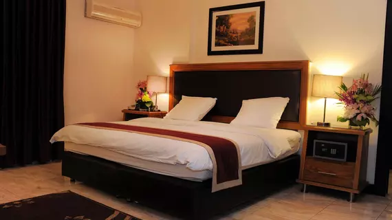 Raed Hotel Suites | Akabe İli - Aqaba