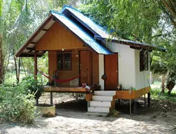 Jungle Bar & Bungalow | Surat Thani (vilayet) - Koh Phangan