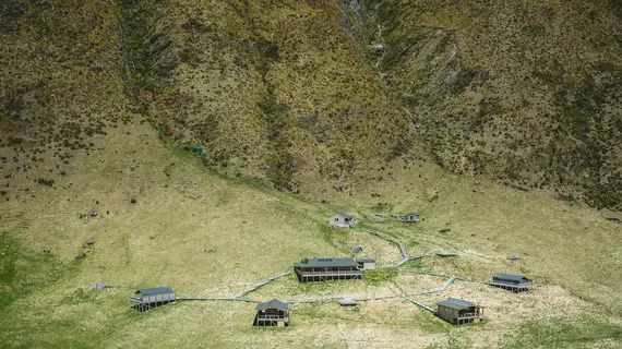 Minaret Station Alpine Lodge | Otago - Minaret Bay