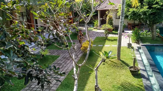 Nyoman Sandi Guest House | Bali - Ubud - Petulu