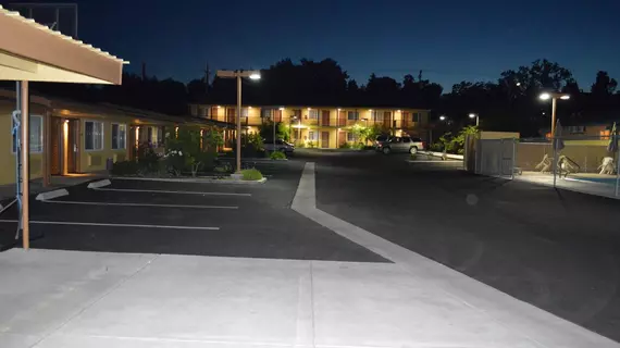 Budget Inn | Kaliforniya - San Luis Obispo (ve civarı) - Paso Robles