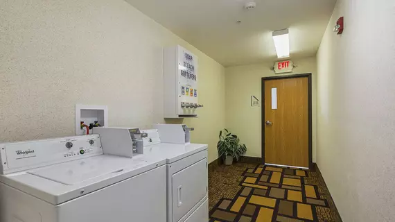 Quality Inn and Suites | Wisconsin - Dodgeville (ve civarı) - Belmont