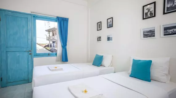 Paras Paros Marina Lodge | Bali - Denpasar