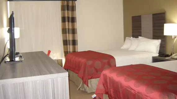 Ramada Wentzville | Missouri - St. Louis (ve civarı) - Wentzville