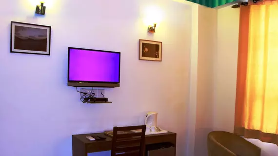 Hotel Inn Tawang | Batı Delhi - Ulusal Eyalet Başkenti Delhi - Delhi (ve civarı) - Yeni Delhi - Karol Bagh