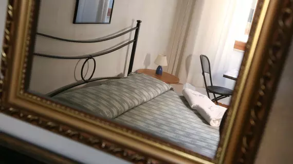 B&B Juliette House | Veneto - Verona (ve civarı) - Verona - Citta Antica