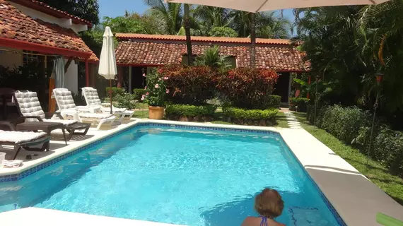 Villa Botero By Casa Mojito Bed and Breakfast | Cocle - Rio Hato - Santa Clara