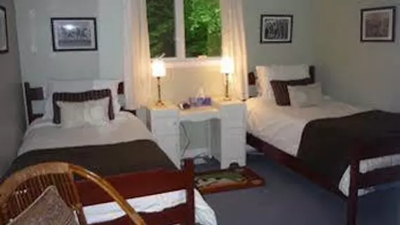 A Wymbolwood Beach House Bed & Breakfast | Ontario - Barrie - Orillia (ve civarı) - Tiny - Wymbolwood Beach