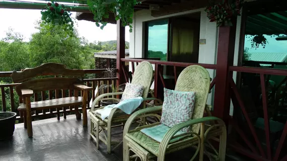 Royal Paradise Guesthouse | Bohol - Panglao