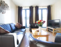 Crompton Court Apartments | Londra (ve civarı) - Haringey - Wood Green