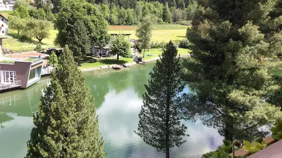 Hotel Weiher | Trentino-Alto Adige - Güney Tirol (il) - Pfalzen