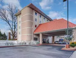 River Bend Inn - Pigeon Forge | Tennessee - Gatlinburg - Pigeon Forge (ve civarı) - Pigeon Forge