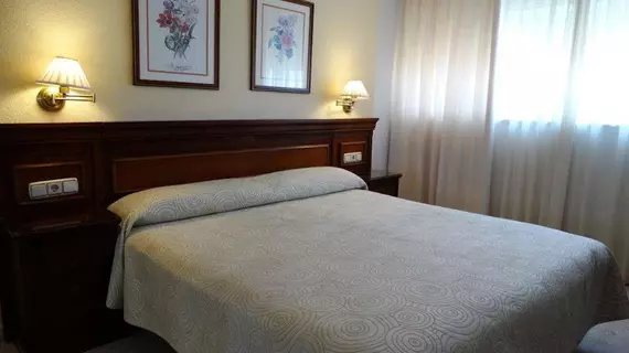 Apartamentos Don Gustavo | Andalucia - Malaga İli - Benalmadena