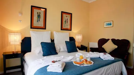 Spring Tide Inn | West Coast DC - Drakenstein - Cape Town (ve civarı) - Cape Town - Sea Point Gezinti Yolu - Sea Point