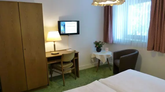 Hotel Wurms | Kuzey Ren-Westfalia - Düsseldorf (ve civarı) - Düsseldorf - Friedrichstadt