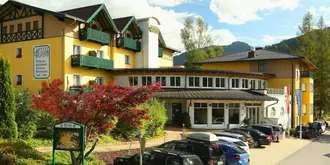 Aktiv- & Family Hotel Alpina