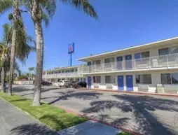 Motel 6 San Bernardino South | Kaliforniya - San Bernardino County - San Bernardino (ve civarı) - San Bernardino