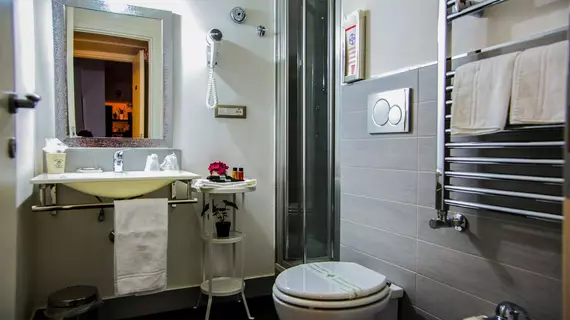 Caroline Rooms Rome | Lazio - Roma (ve civarı) - Roma Kent Merkezi - Prati