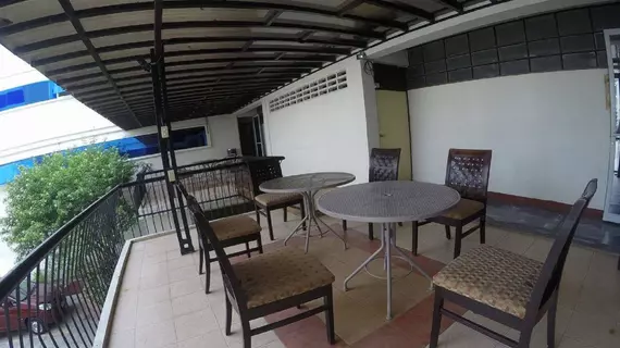 The Alpa Hotel and Restaurant | Batangas - Batangas Kenti