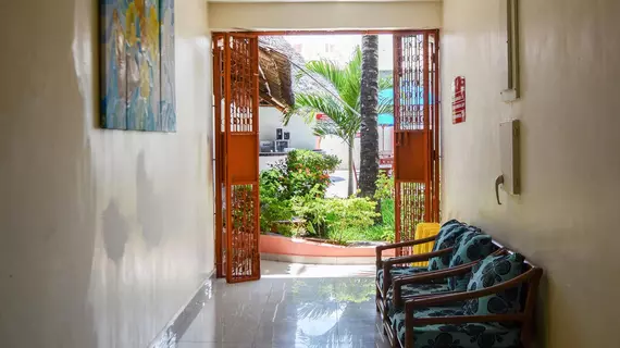 PrideInn Express Diani | Kwale İlçesi - Mombasa (ve civarı) - Diani Plajı