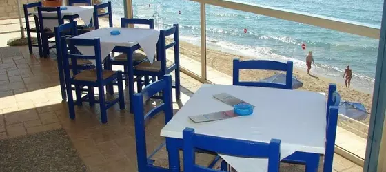 Thalassi Hotel | Girit Adası - Rethimnon (bölge) - Rethimnon