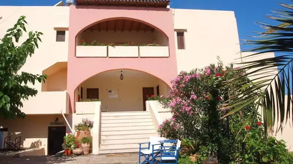 Villa Rita Apartments | Girit Adası - Hanya (bölge) - Platanias - Kolimbari