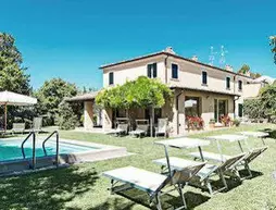 Casa Ezelina Bed and Breakfast | Marche - Pesaro and Urbino (vilayet) - Pesaro - Ginestreto