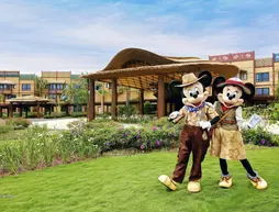 Disney Explorers Lodge | Hong Kong - Lantau