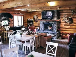 Rock Lake Lodge | Alberta - Rock Lake