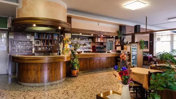 Hotel Marchina | Lombardy - Brescia (il) - Brescia (ve civarı) - Brescia - Villaggio Badia