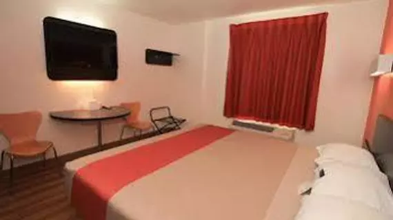 Motel 6 San Antonio Tx | Teksas - San Antonio (ve civarı) - San Antonio - Kuzey San Antonio - SAT Havalimanı