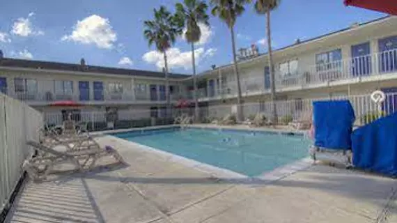 Motel 6 Orlando - Winter Park | Florida - Orlando (ve civarı) - Orlando