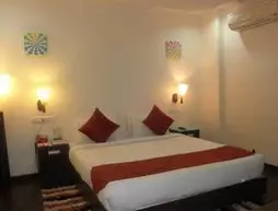 Hotel Kens | Telangana - Haydarabad (ve civarı) - Haydarabad - Srinagar Colony