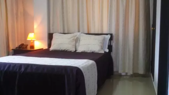 Hotel Colonial Plaza | Santander - Bucaramanga (ve civarı) - Bucaramanga