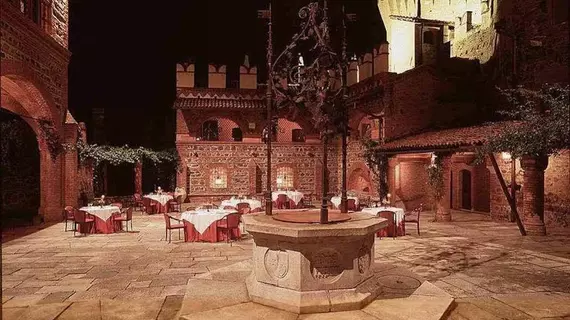 Castello Di Pavone | Piedmont - Pavone Canavese