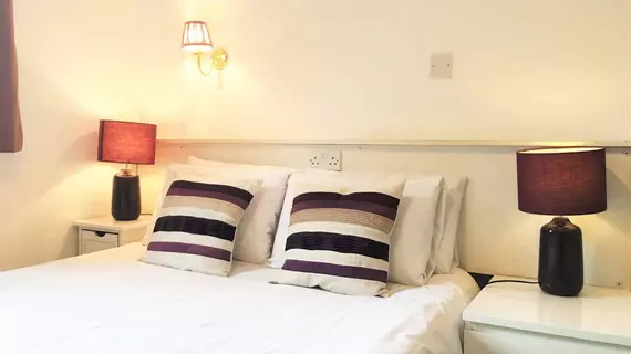 Polygon Villas Guest House - B&B | Hampshire (kontluk) - Southampton - Ocean Village - Southampton Kent Merkezi