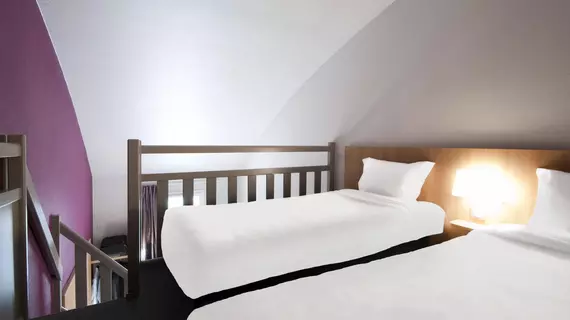 B&B Lyon Vénissieux | Auvergne-Rhone-Alpes - Rhone (bölge) - Lyon (ve çevresi) - Venissieux