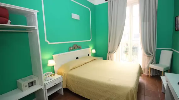 Hotel Charly | Lombardy - Milano (ve civarı) - Milano - Merkez İstasyonu