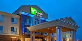 Holiday Inn Express & Suites Emporia Northwest