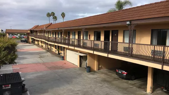 Del Amo Inn | Kaliforniya - Los Angeles County - Torrance