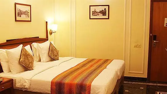 Hiltop Hotel | Maharaştra - Raigad - Bombay (ve civarı) - Bombay - Worli