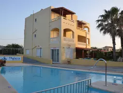 Thalassa Apartments | Girit Adası - Hanya (bölge) - Kissamos