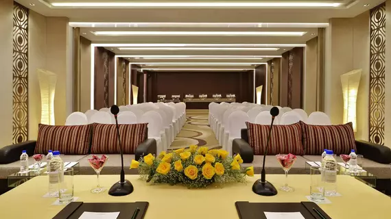 Country Inn & Suites By Carlson, Bengaluru Hebbal | Karnataka - Bengaluru (ve civarı) - Bengaluru