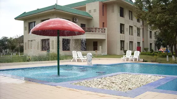 Country Inn & Suites By Carlson Katra at Vaishno Devi | Cammu ve Keşmir - Cammu (ve civarı) - Jammu