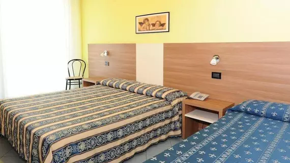 Hotel St Pierre | Emilia-Romagna - Rimini - Marina Centro