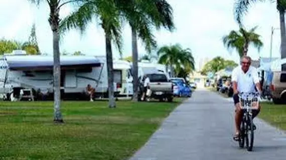 Gulf Air RV Resort - Campground | Florida - Fort Myers (ve civarı) - Fort Myers Beach