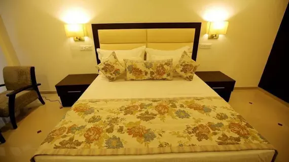 Hotel Natraj | Uttarkand - Haridwar Bölgesi - Haridwar (ve civarı) - Rishikesh