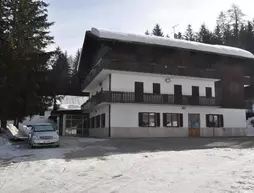 Casa Alpina Dobbiaco | Trentino-Alto Adige - Güney Tirol (il) - Dobbiaco